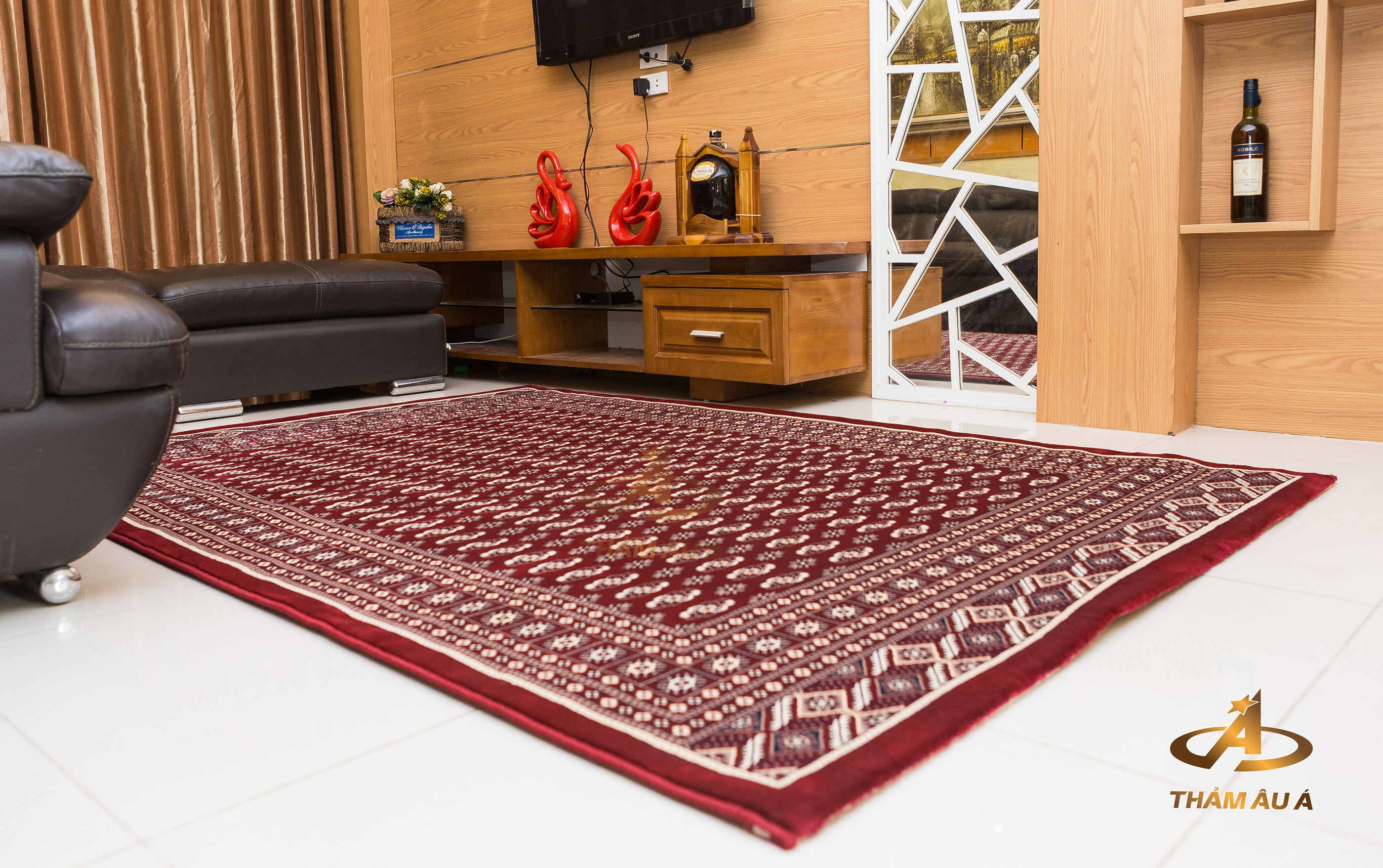 Thảm trang trí nhập khẩu MASHAD 133 RED (3.6kg/m2)