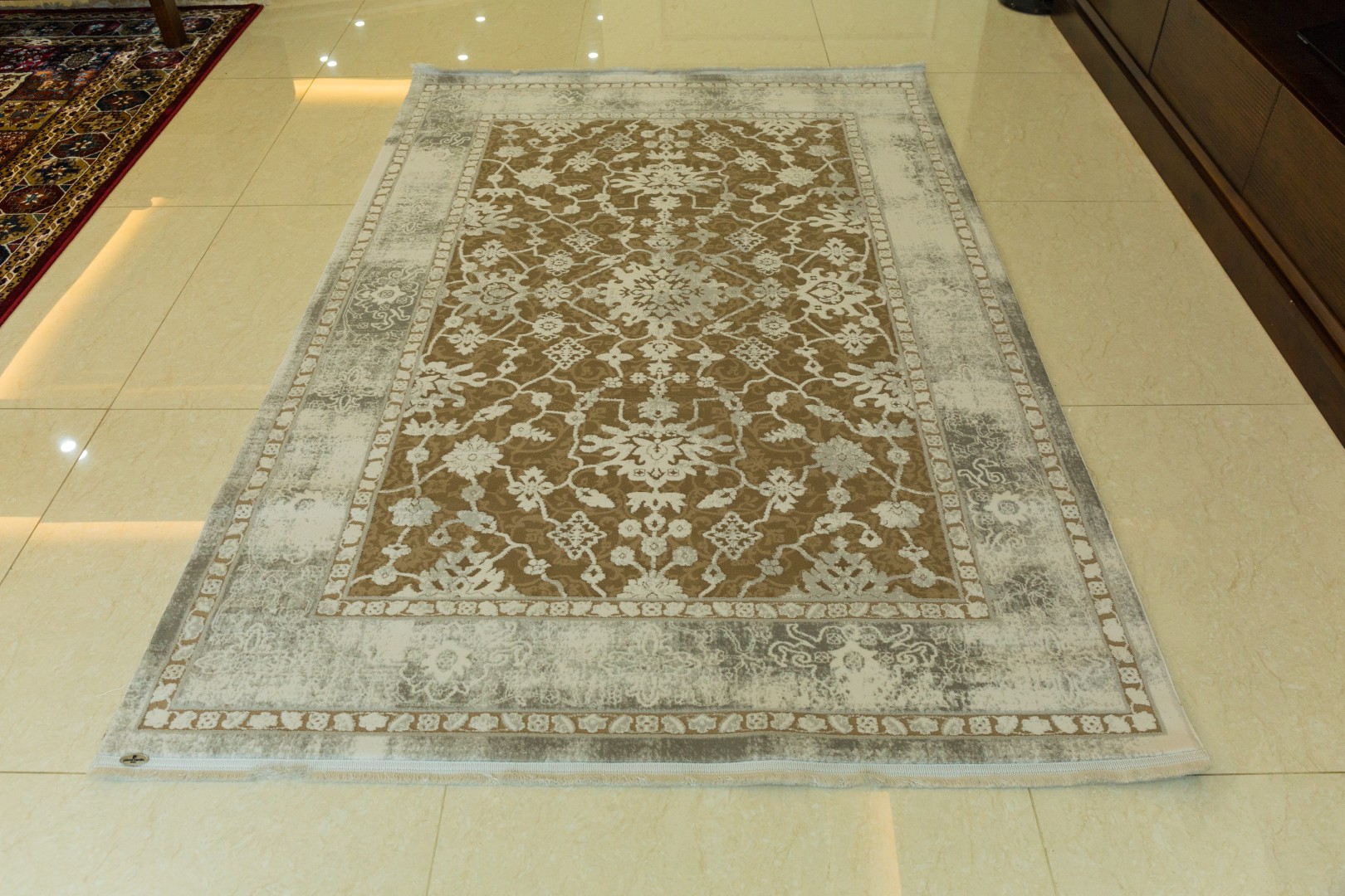 Thảm Trang Trí Opera 500 Beige Silver New