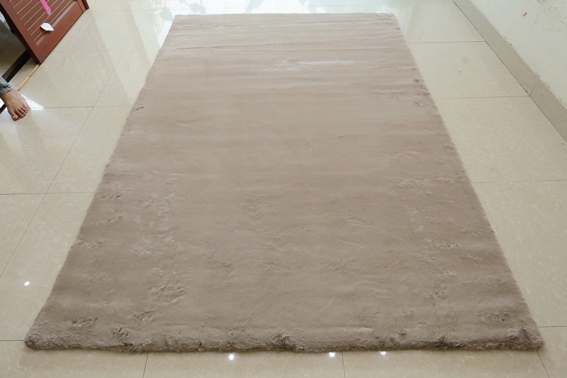 Thảm Nhập Khẩu Emotion 500 Taupe