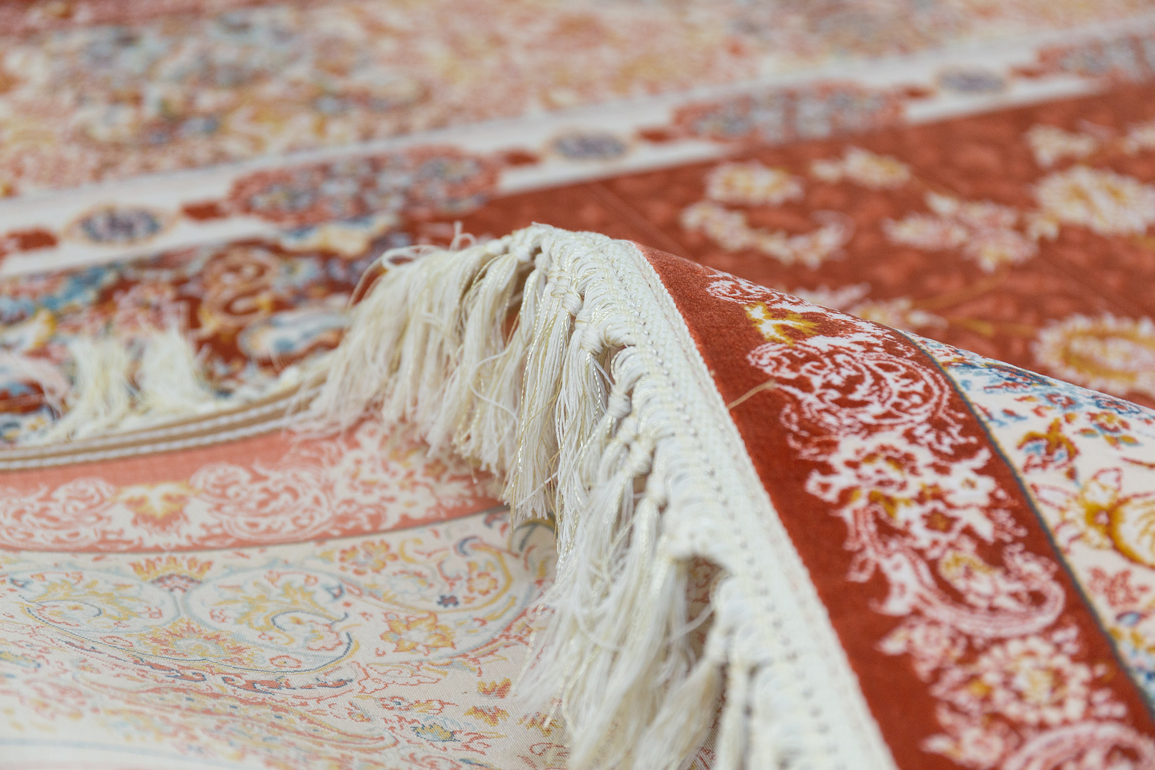 Thảm Nhập Khẩu Iran Pichak Red 1200